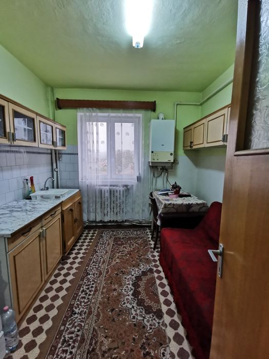 Vând apartament două camere