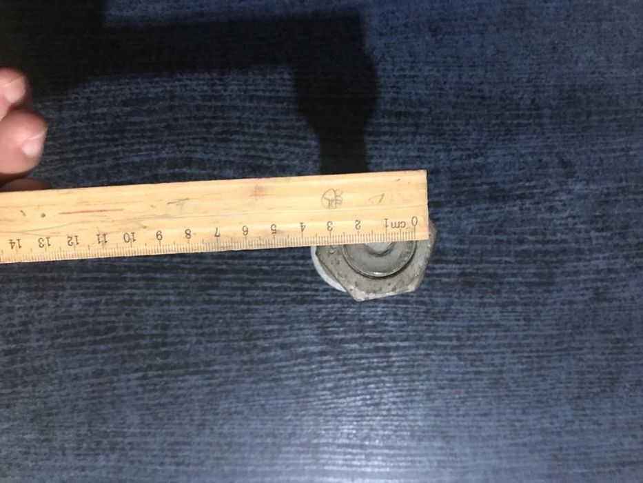 Продам болты и гайки