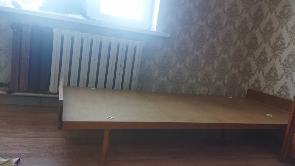Односпальная кровать