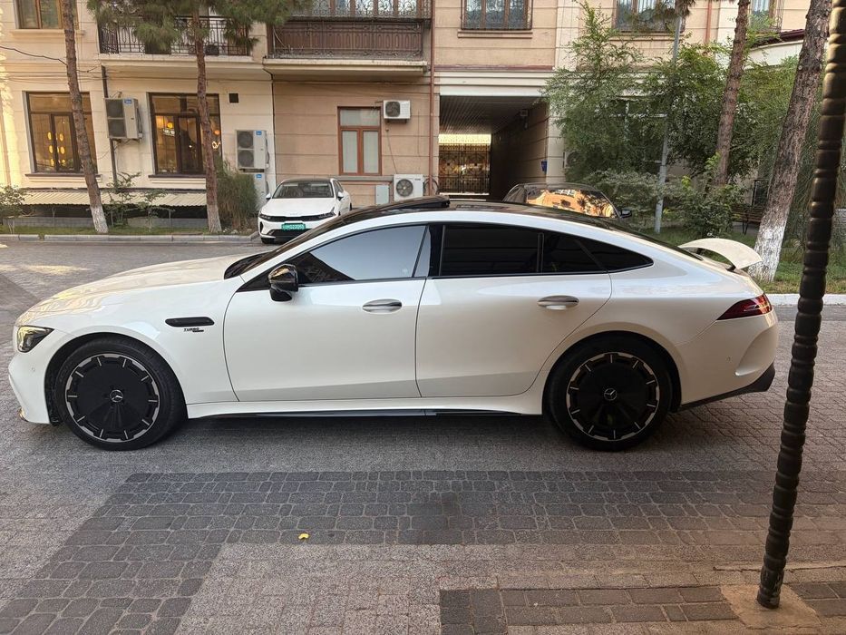 Mercedes-Benz gt53 amg