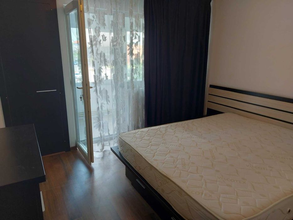 2 camere Ciuperca- Sala Polivalenta, etaj 2