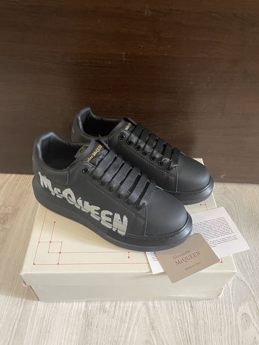 Alexander McQUEEN