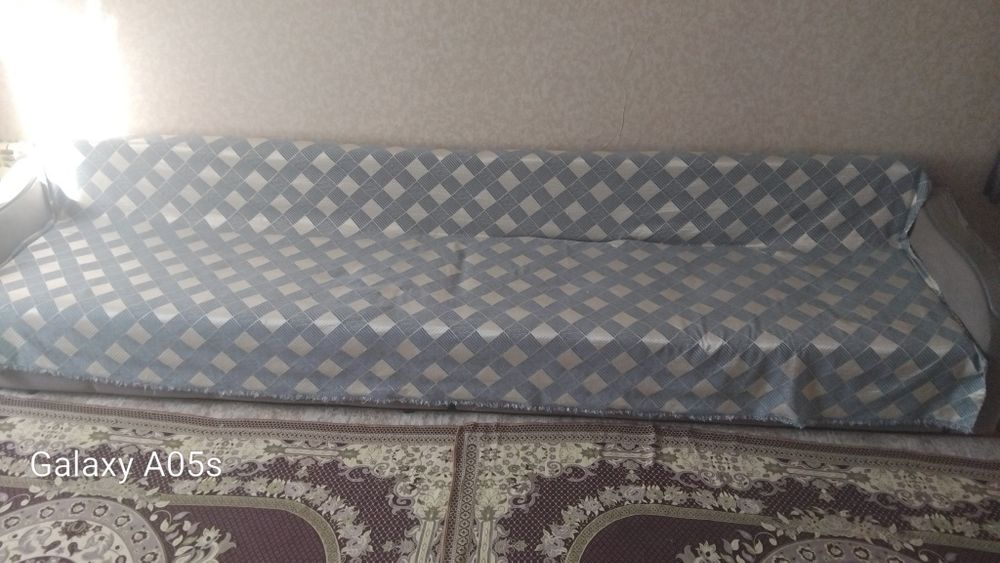 Продам диван очень хороший состояние