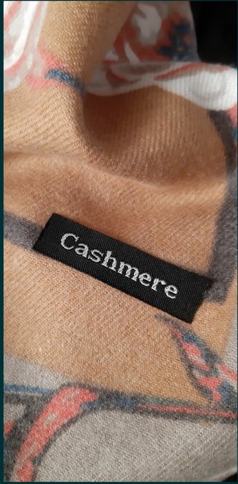 Sal casmir 100%model superb,fin,pufos,elegant