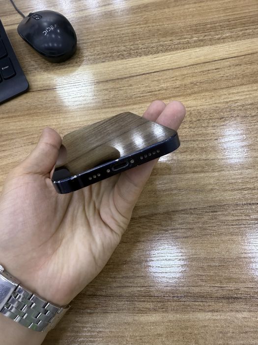 iPhone 12 sotiladi