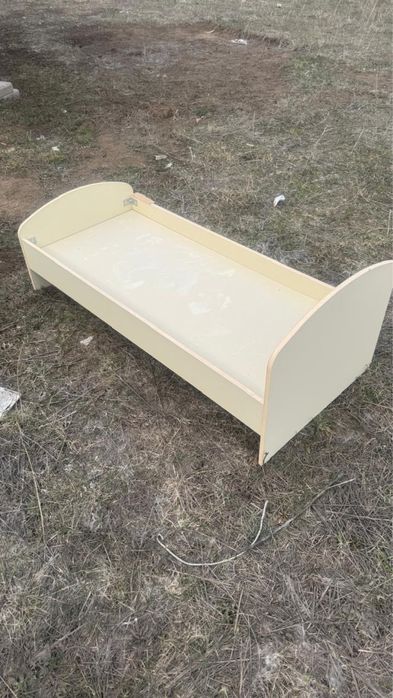 .Продам кровати.