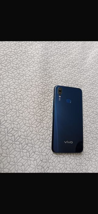 Продам телефон