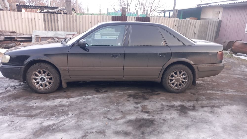 Продам ауди 100 с4