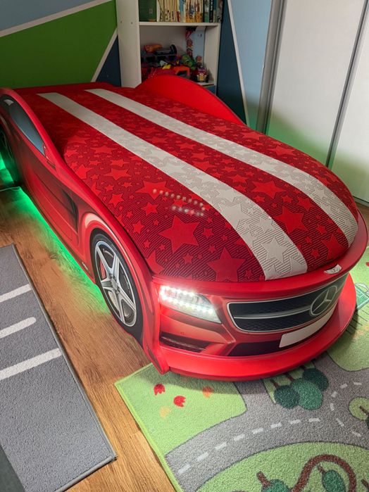 Детско легло Кола с матрак и светлини
