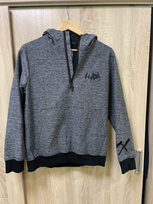 Продавам ветровка на Luda