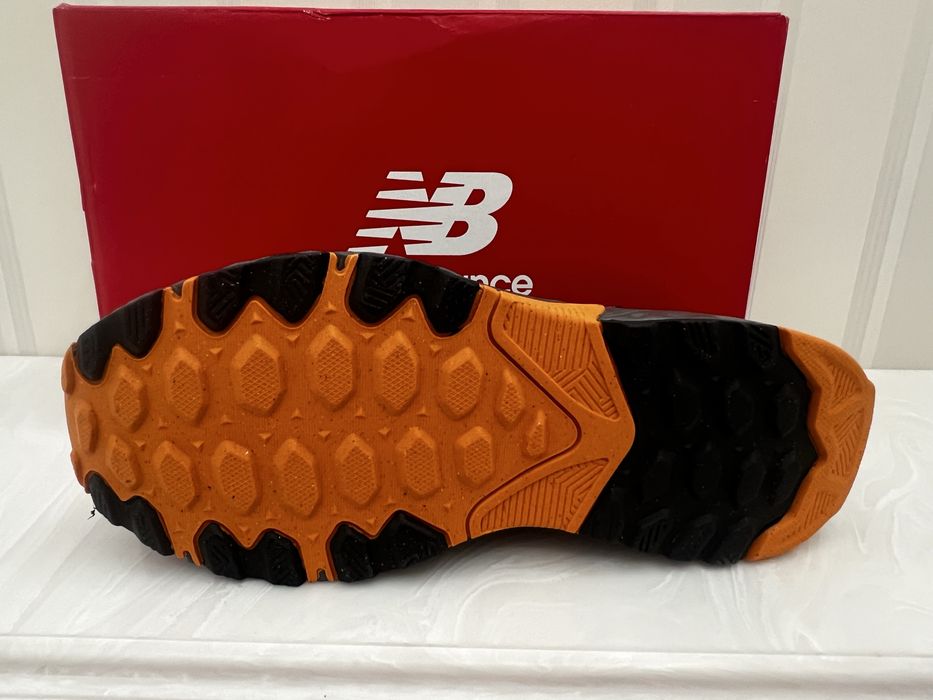 Кроссовки мужские NB