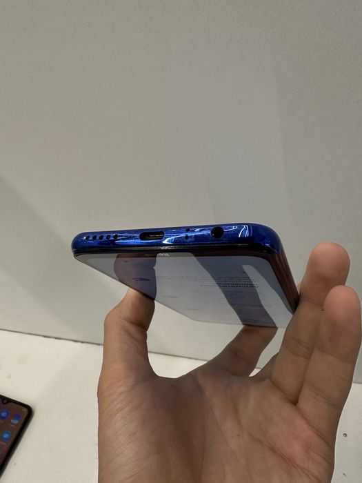 Продам redmi note 8