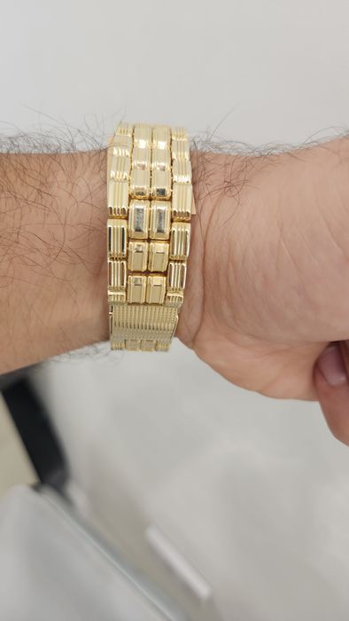 Золотые часы Rolex