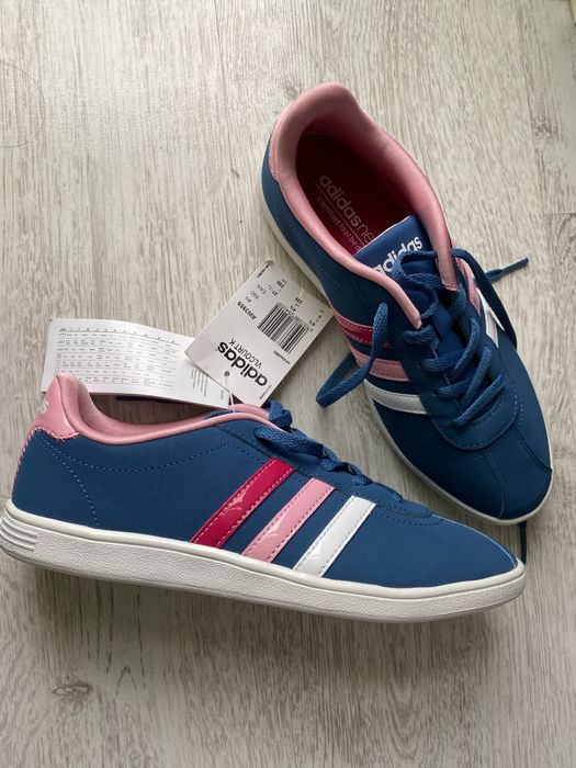 Обувки adidas NEO