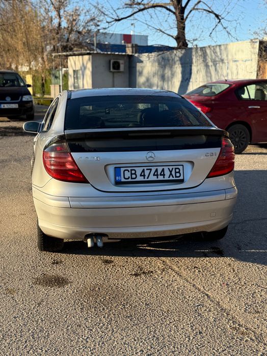 Продава се Мерцедес c220