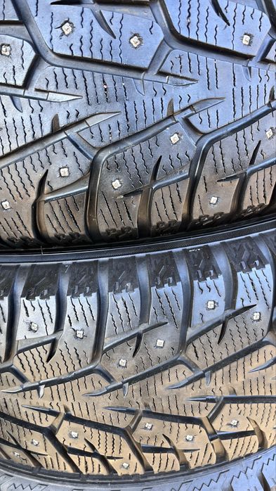 225/60 R18 Yokohama 4шт