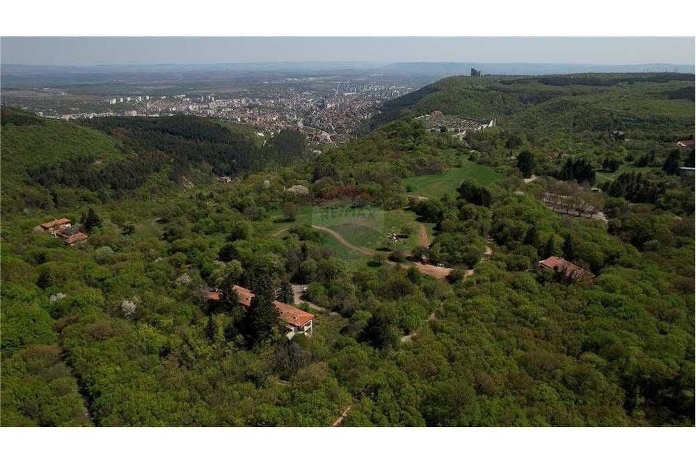 Продава се Хотел в Шумен, Пазара - 1614 кв.м за 191 €/кв.м - Снимка #3