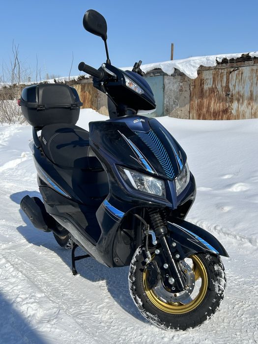 новый мопед м8.