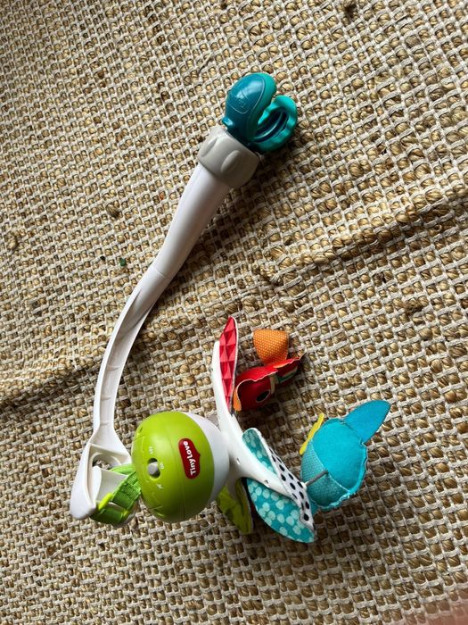 Детская игрушка для кроватки.