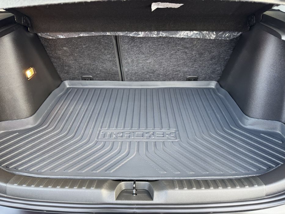 Tracker 2023 Premier