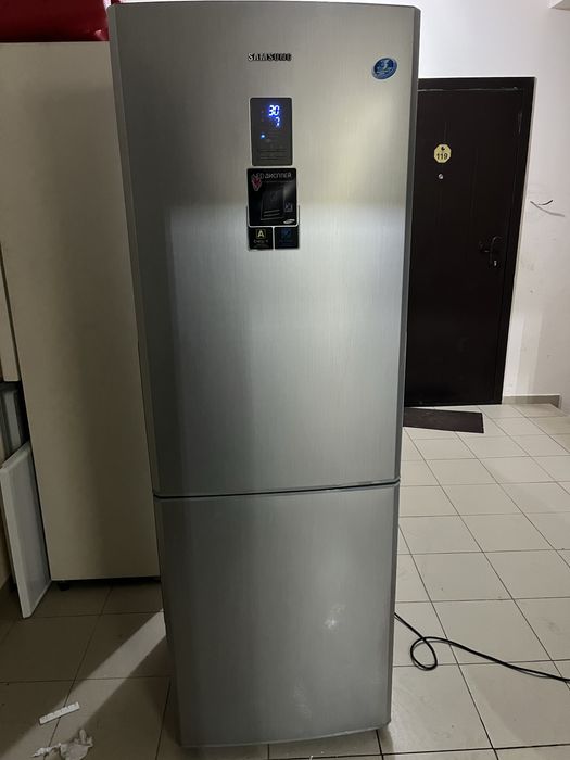 Холодильник самсунг