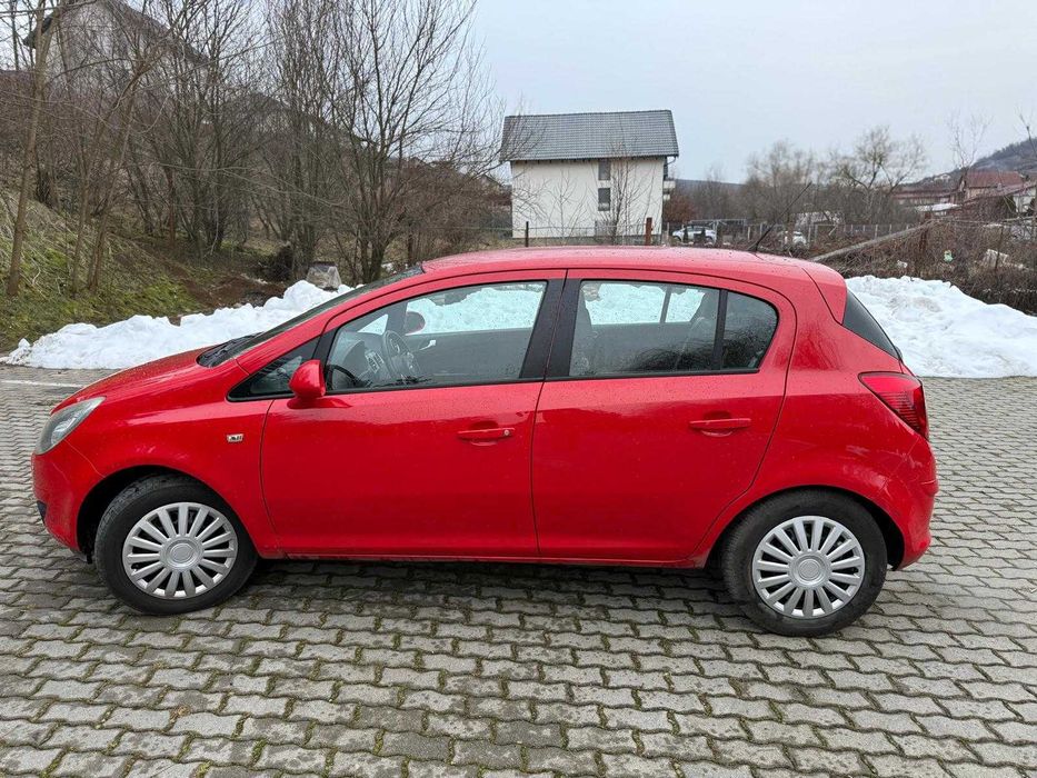 Opel Corsa D 1.4 Benzina 2009 90cp euro 5 volan incalzit computer bord
