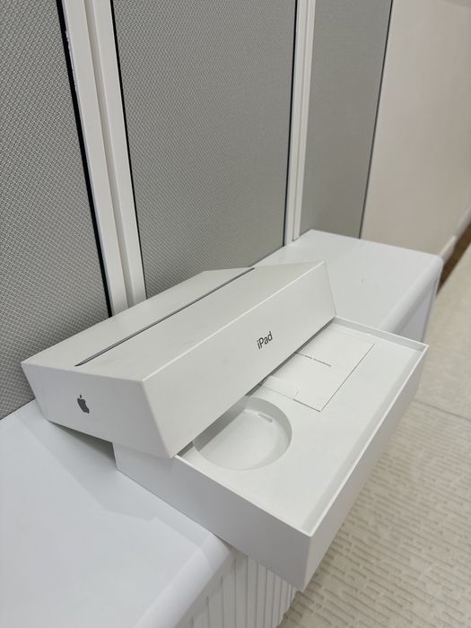 iPad Wi-Fi Cellular LTE 128 Gb Space gray