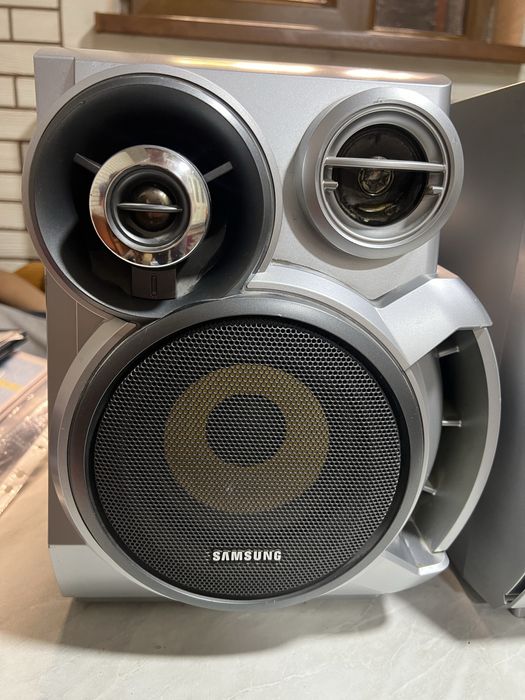 Музыкальный центр Samsung MAX-KJ730
