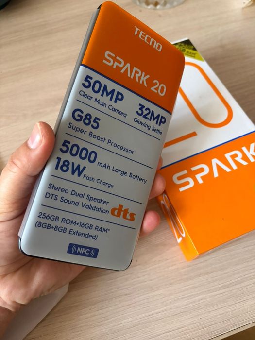 Продам новый телефон