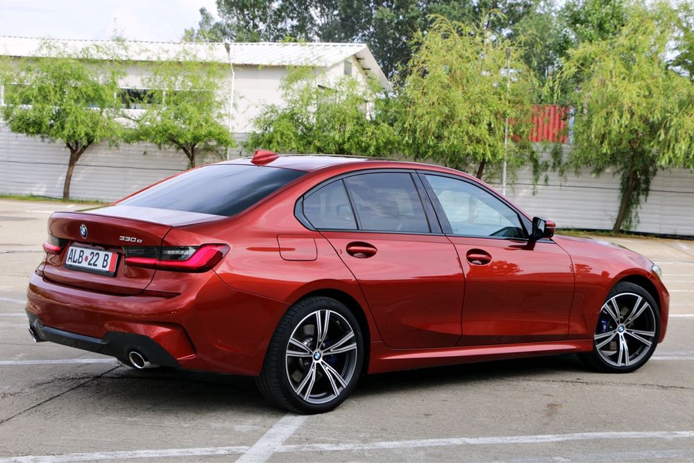 BMW Seria 3 G20 ‼️122.000 KM ‼️ 2020 330e 2.0 Benzina + Electric / PacketM / HarmanKardon / Laser