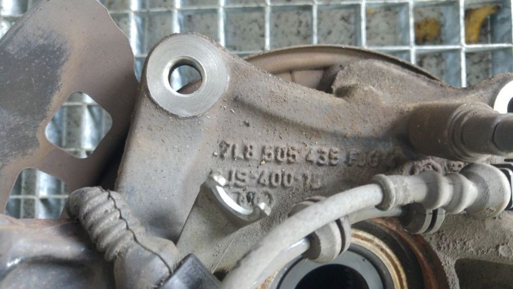 Fuzeta stanga spate 3.0 tdi bug audi q7 4l 7l8505435