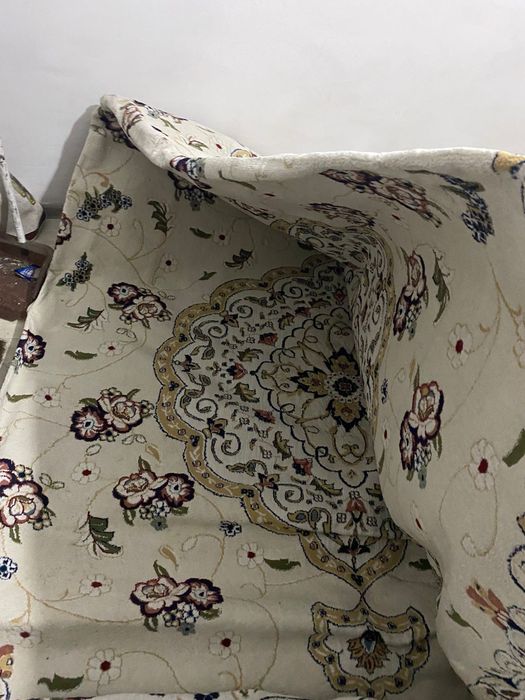 Продается Б/у 2 шт ковер 5*6