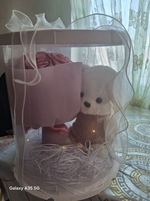 Букет с игрушкой