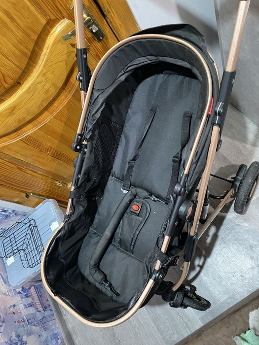 Продам детскую коляску