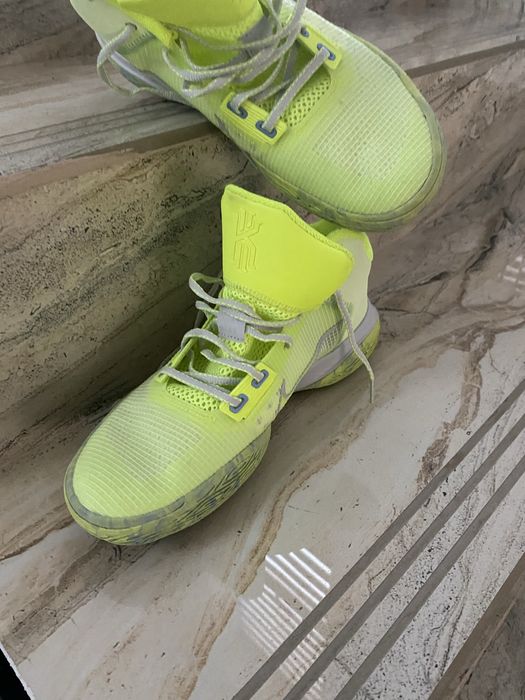 De vanzare Adidasi Nike Zoom Vapor marimea 42  pret 370 lei
