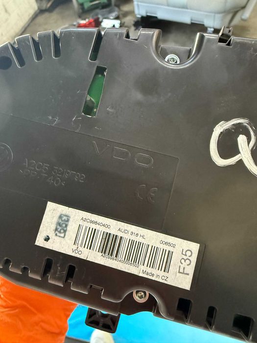 Ceasuri de bord Audi Q3 2016