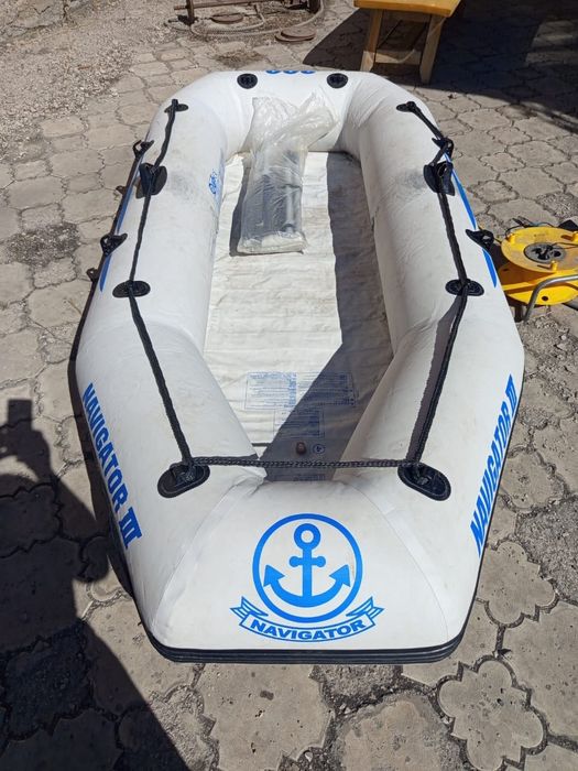 Лодка надувная Navigator