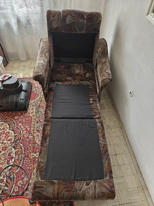 Vând mobilă de dormitor.