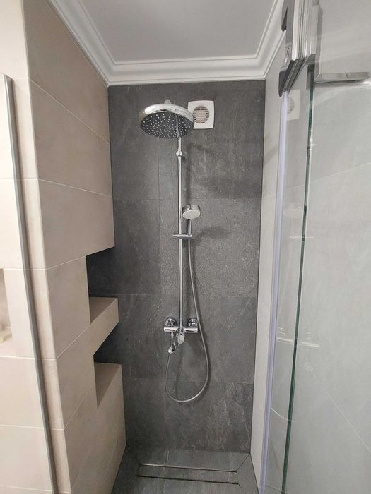 Proprietar: Ap 2 camere proaspat renovat si utilat cu centrala gaz