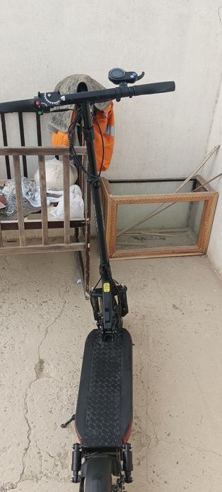 Продается электросамокат