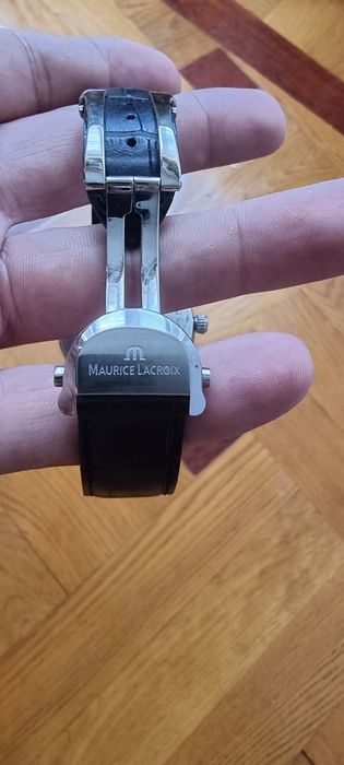Продам часы Maurice Lacroix