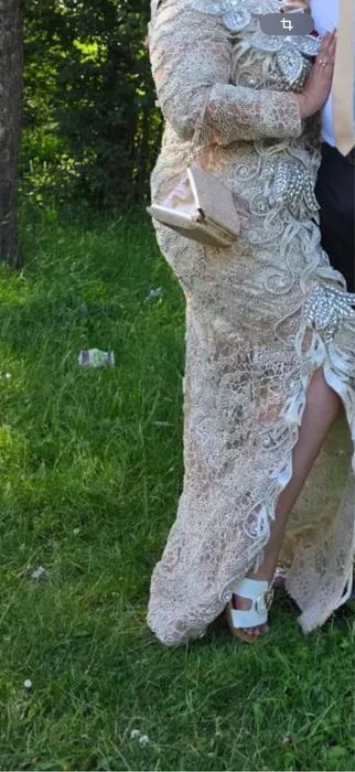 Rochie de nasa purtata cateva ore