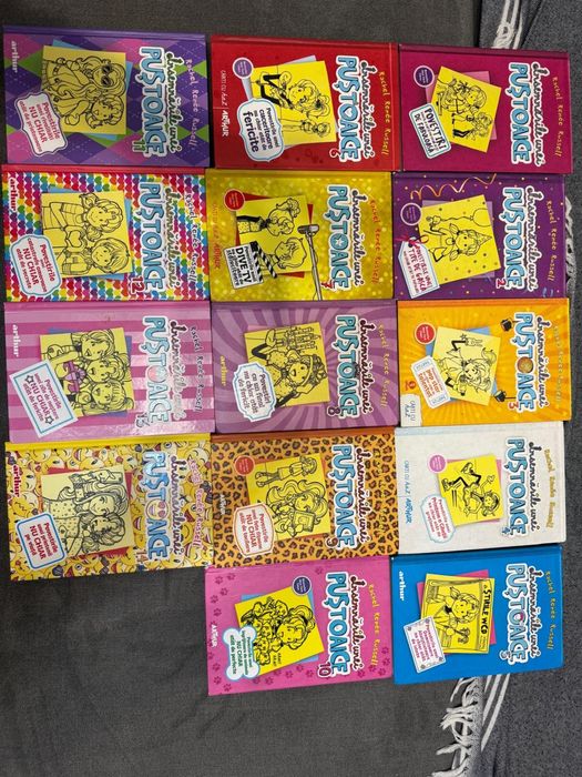 Set carti “Insemnarile unei pustoaice” vol 1-14