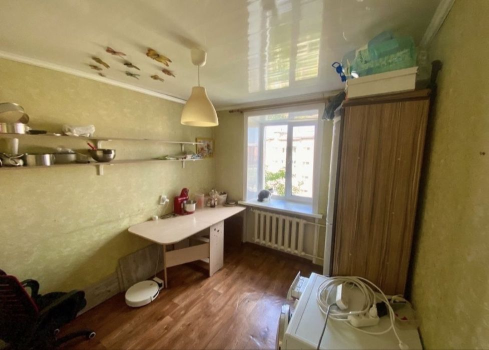 Продам 3 комн.Кирпич 1993г.п.