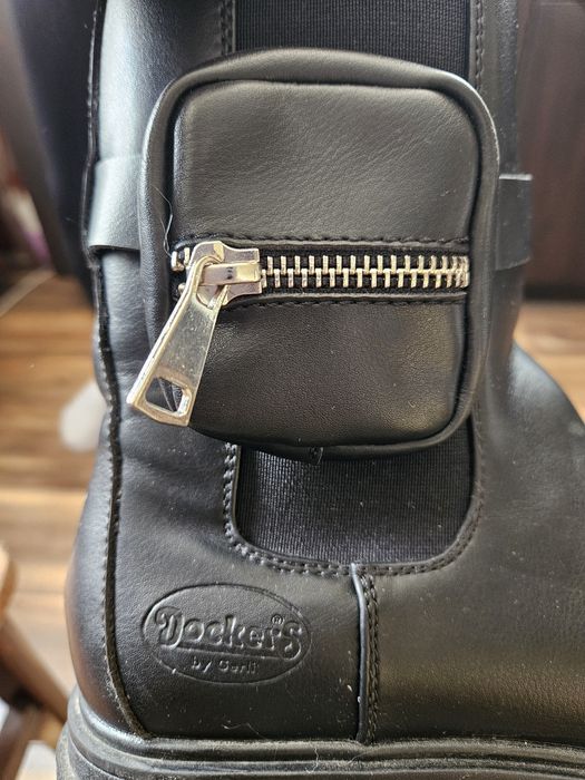 Черни маркови кубинки