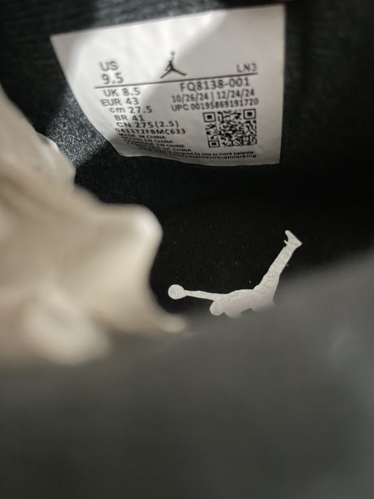 Jordan 4 Retro White Thunder