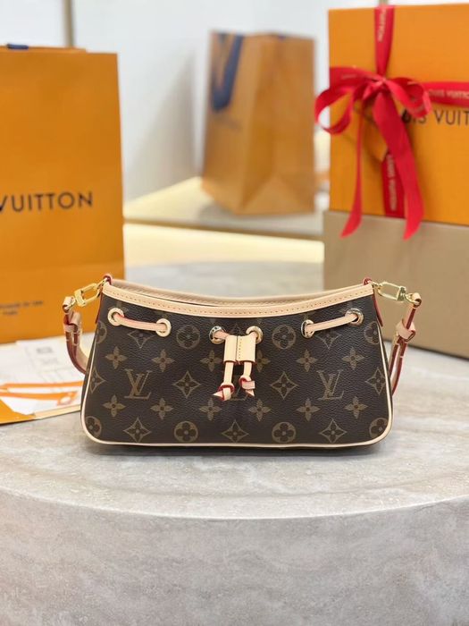 Сумка LV Louis Vuitton Nano Frivole