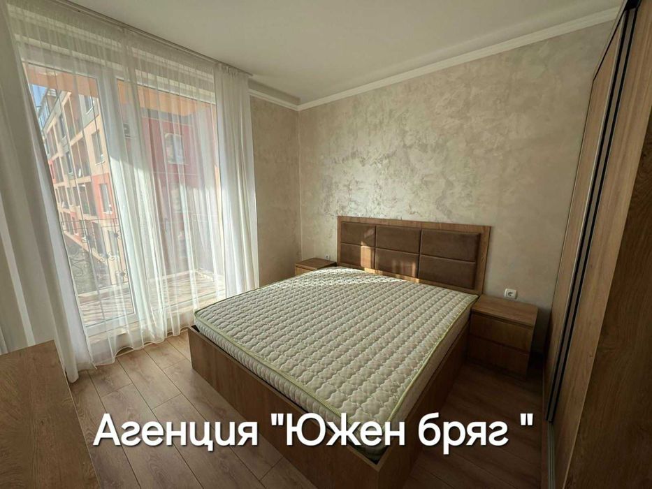 Луксозен тристаен апартамент