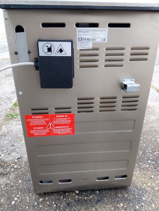 Готварска печка с керамични котлони