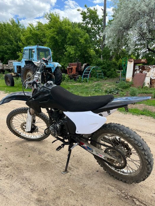 Продам эндуро 250куб